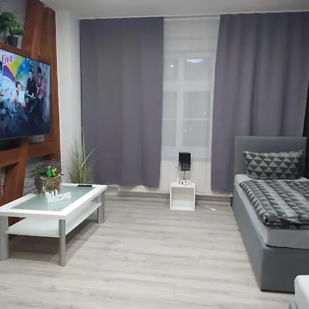 Deluxe Apartment *